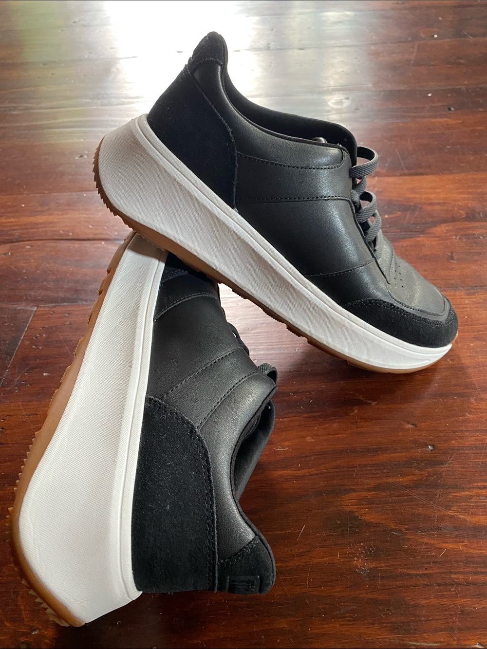 FitFlop Black Platform Trainer Sneakers with White Sole Sz 6.5